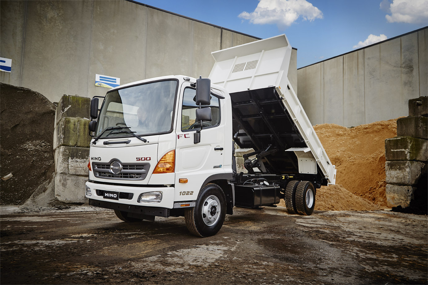 Hino 500 Series Tipper